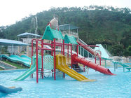 Corrediças coloridas de Aqua Playground Swimming Pool Water