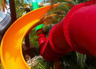 Corrediça de água comercial da espiral do tubo, corrediças de água do parque temático da fibra de vidro personalizadas