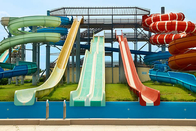 Corrediças de água altas da alta velocidade da fibra de vidro do parque de diversões para o parque da água do tema